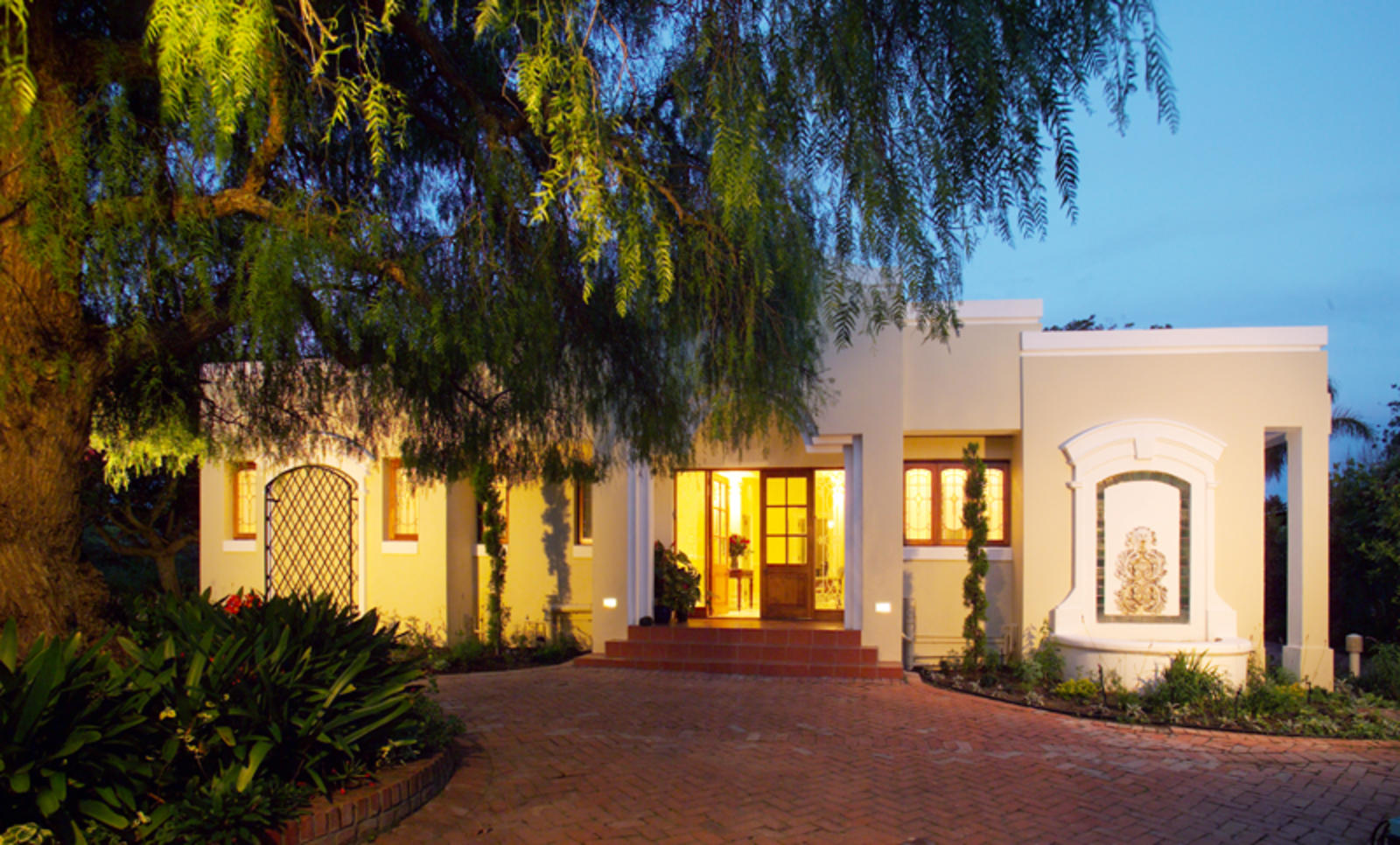 5 lemon tree lane flat bush